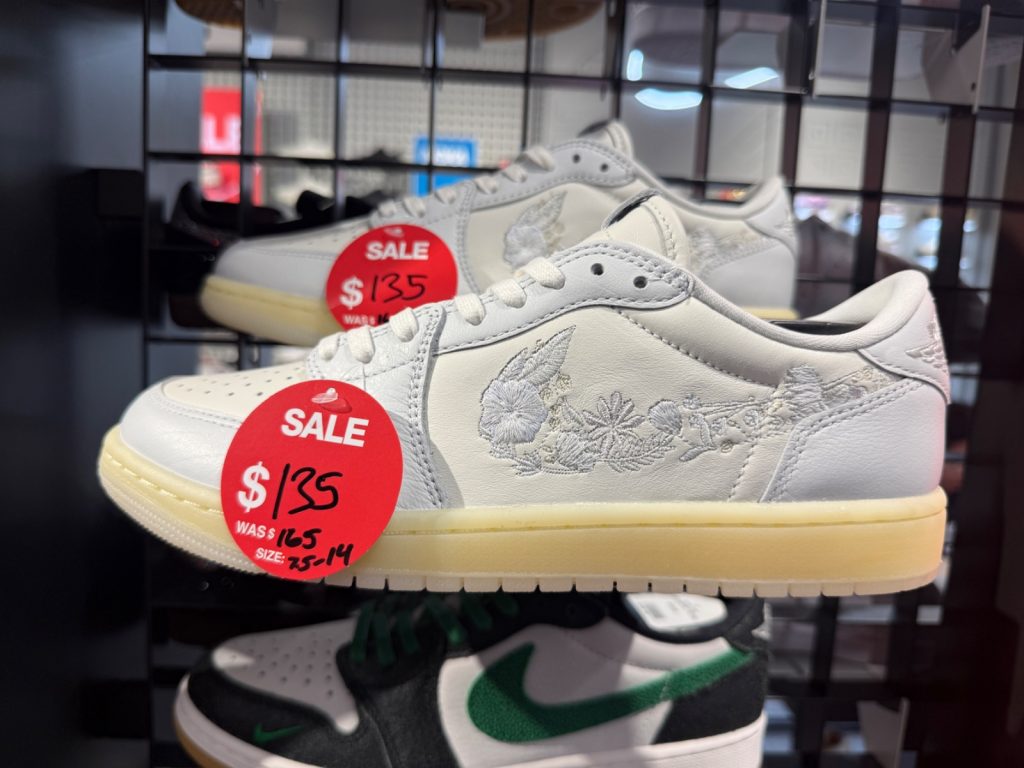 JD Cut the Air Jordan 1 Low OG Rabbit Floral Swoosh
