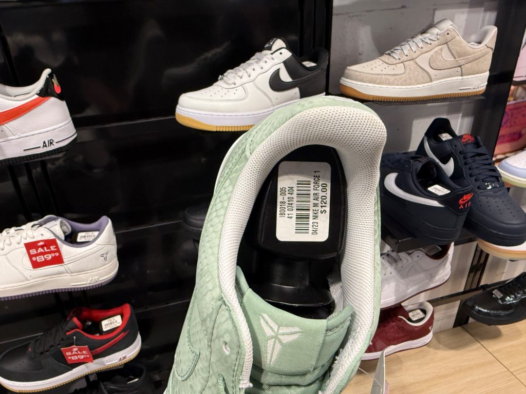 Score Mamba Legacy with Kobe’s Air Force 1 Low ‘Steam