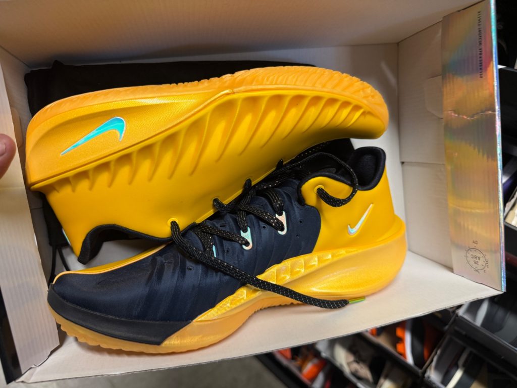 $99 Bruce Lee-Inspired Nike Air Zoom GT Cut 4