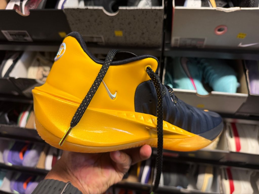 $99 Bruce Lee-Inspired Nike Air Zoom GT Cut 4