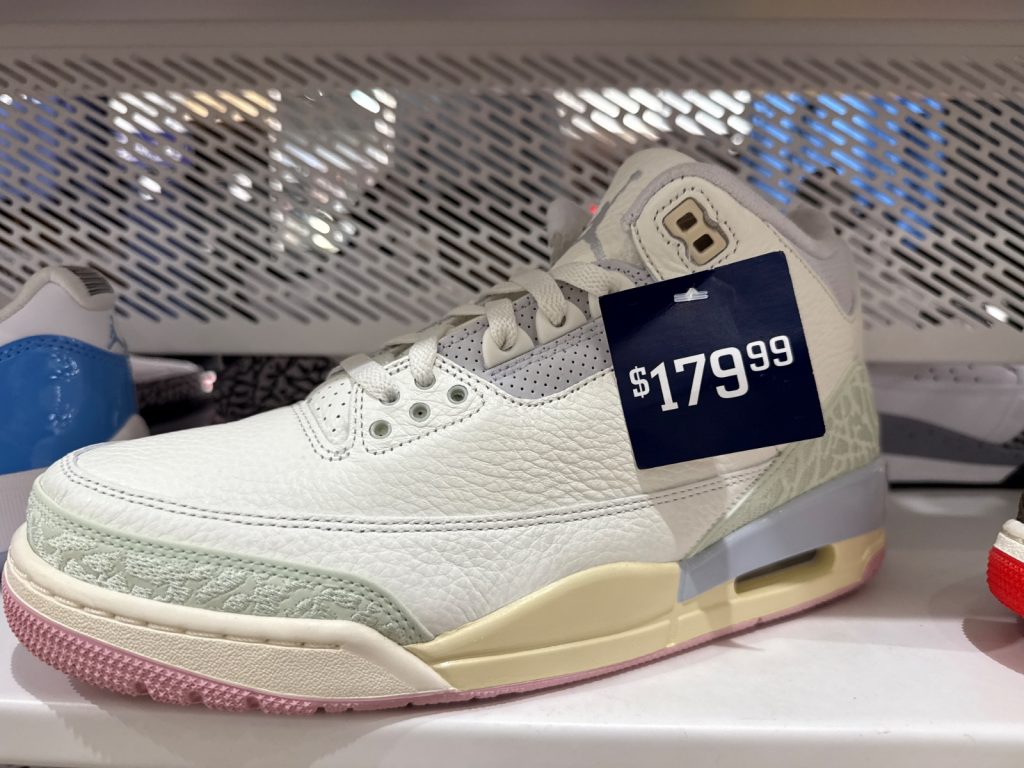 Early Markdown Hits the Air Jordan 3 Spring Is in the Air