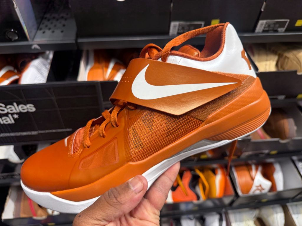 Nike KD 4 Longhorn Drops to $59.99 in Florida Outlets