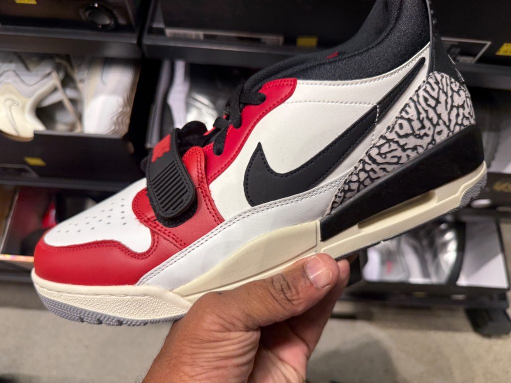 Chicago Heritage: Jordan Legacy 312 Low Hits $69.99
