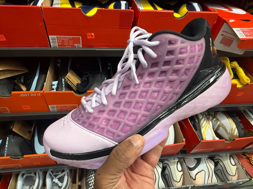 Pass on the $190 Nike Vapor Edge Elite 360 2 NRG