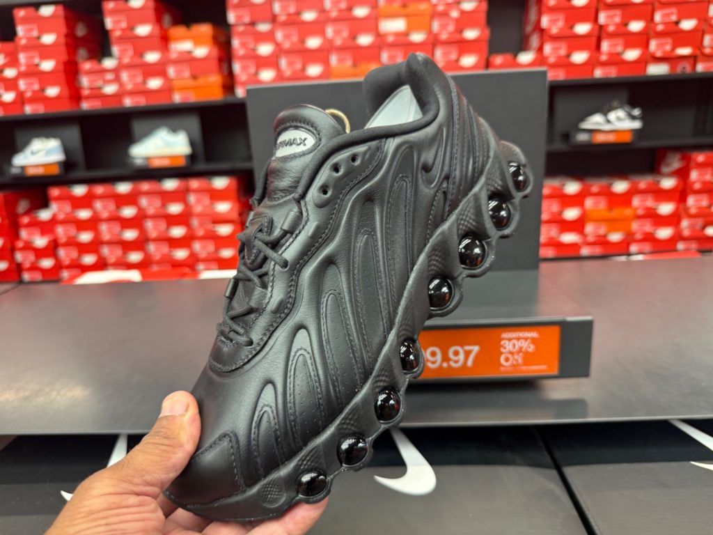 All-Black Air Max Dn8 SP Drops to $109.97 Plus 30% Off