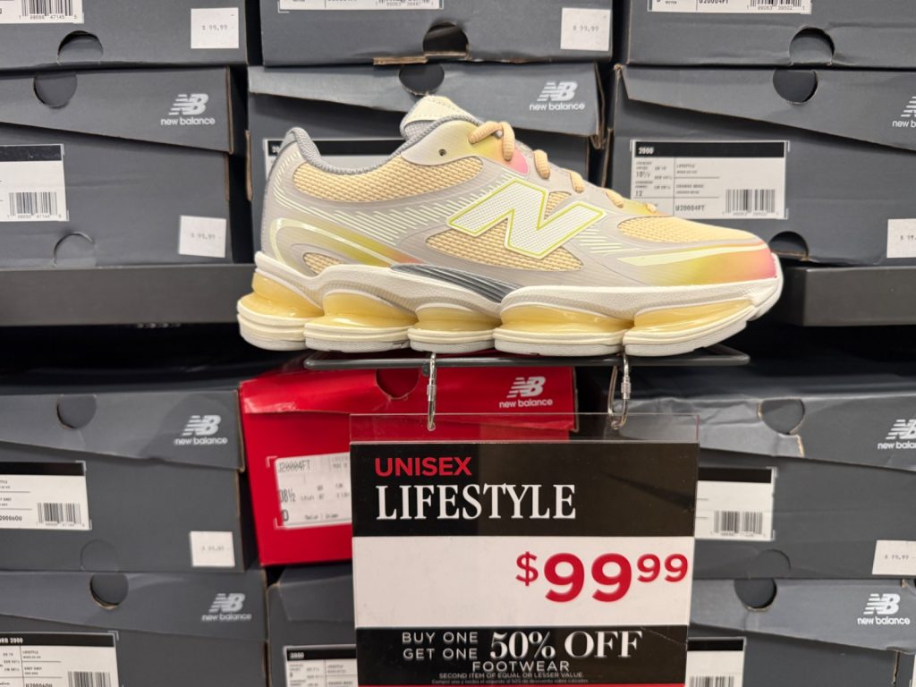 New Balance Abzorb 2000 Drops to $99.99 at Outlet