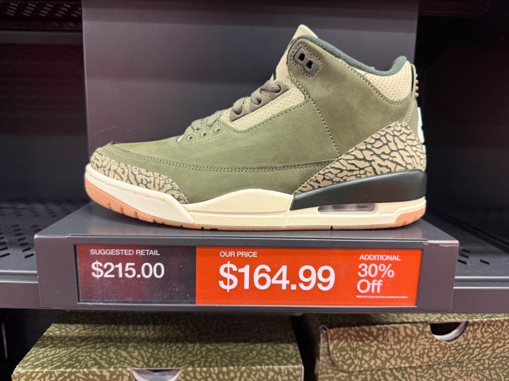 Air Jordan 3 Retro Drops to $164.99 Plus Extra 30%