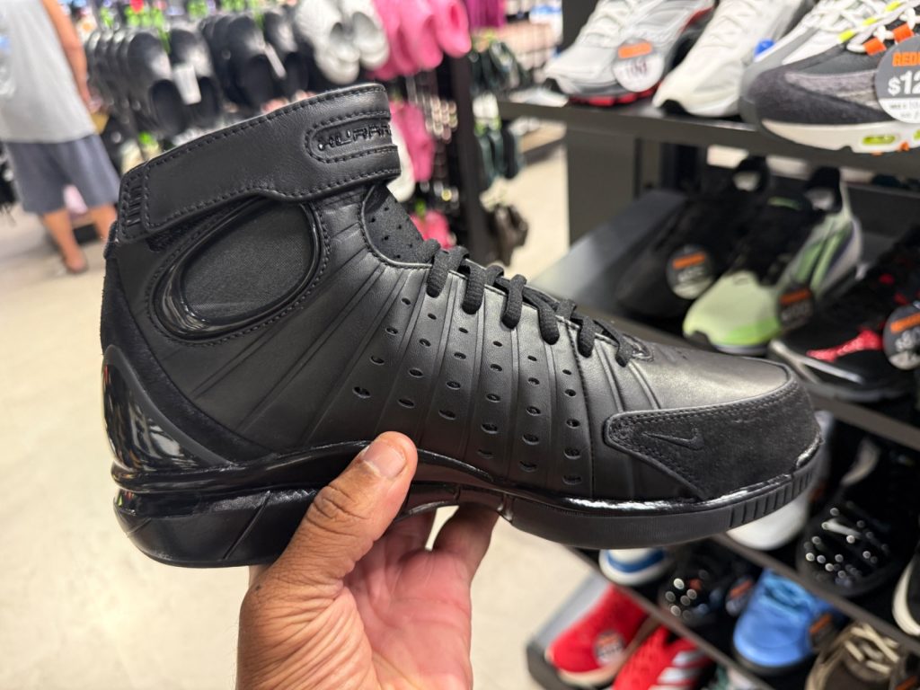 All-Black Nike Air Zoom Huarache 2K4 Drops to $135