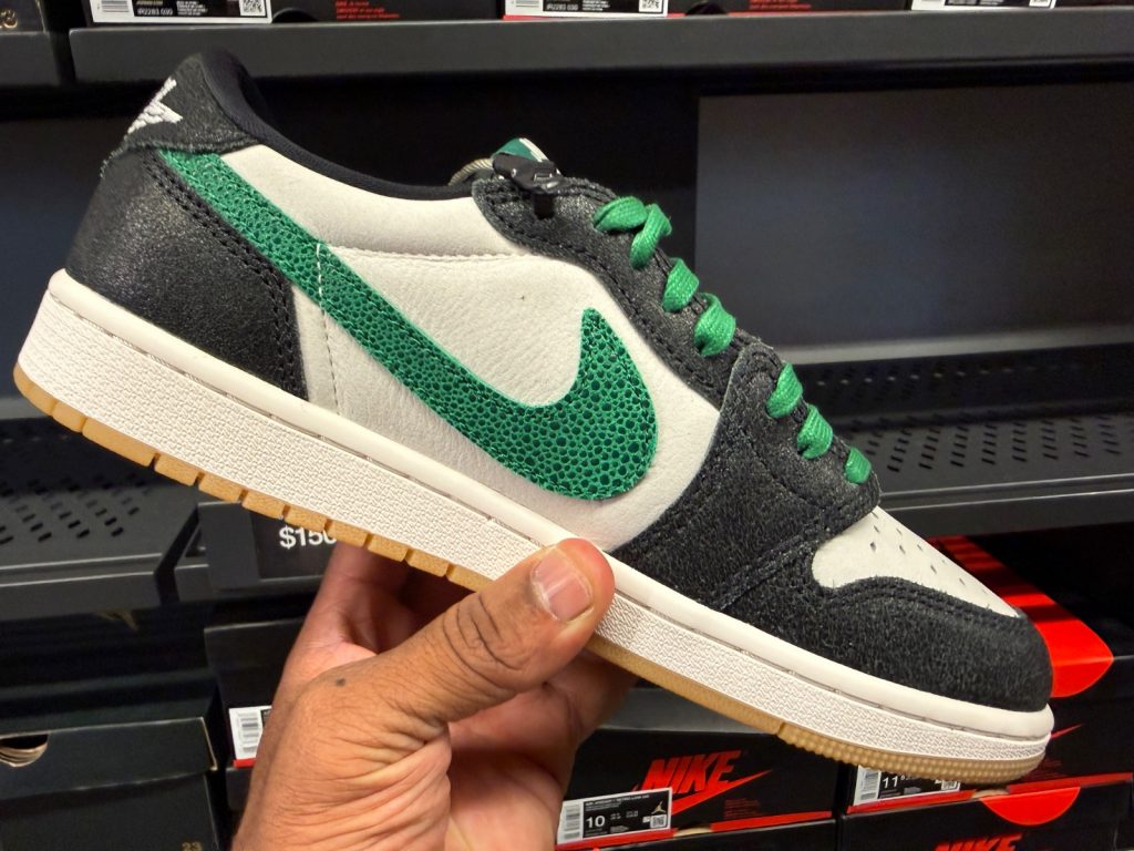 Air Jordan 1 Retro Low OG Pine Green Hits $99.99