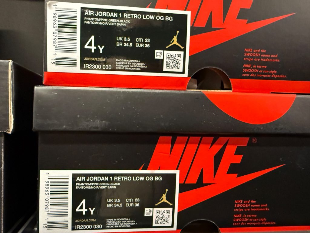 Youth Jordan 1 Retro Low OG Hits Outlet for $89.99