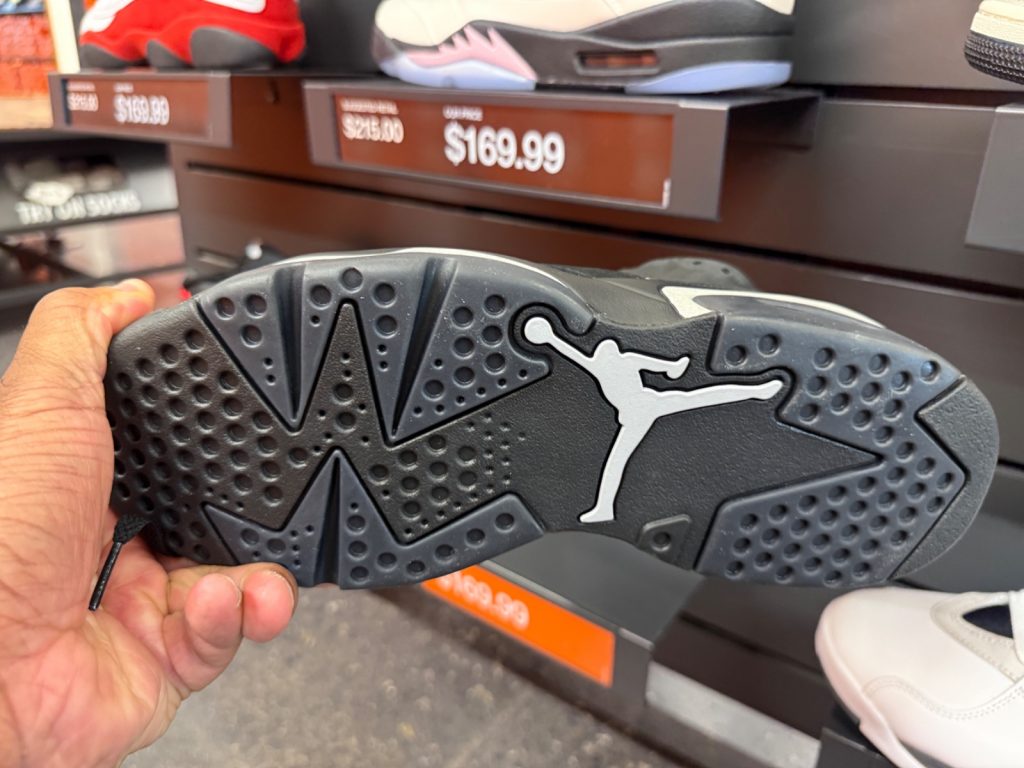 Air Jordan 6 Retro Drops to $169.99 at Outlet