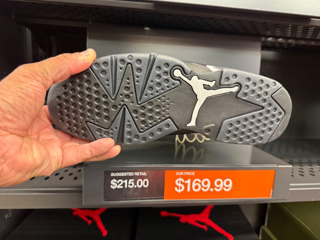 Air Jordan 6 Retro Drops to $169.99 at Vineland Outlet