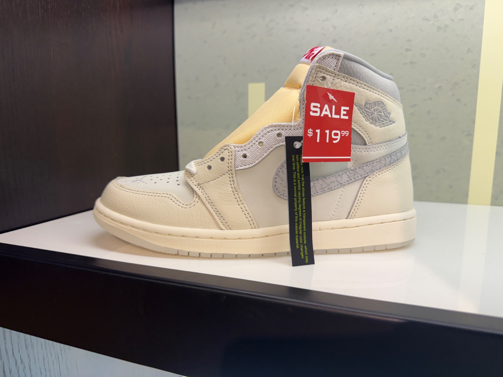 Jordan 1 Retro High OG at Foot Locker — The Oaks Mall · Aug 20, 2026