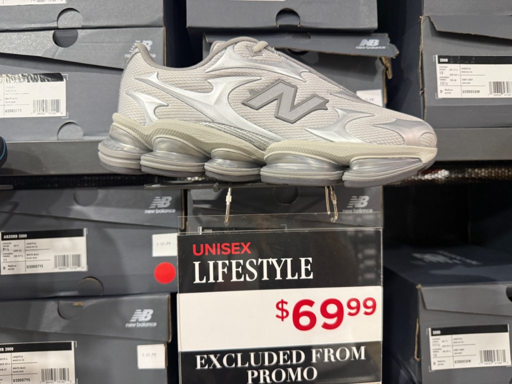 New Balance Abzorb 2000 Slashed to $69.99 at Outlet