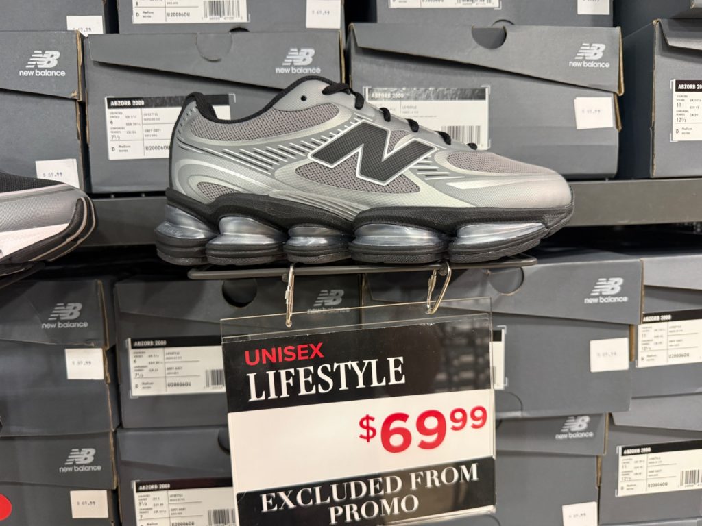 New Balance Abzorb 2000 Drops to $69.99 in Orlando
