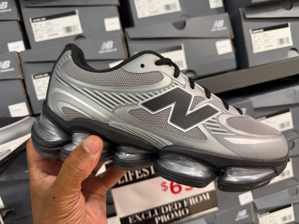 New Balance Abzorb 2000 Drops to $69.99 in Orlando