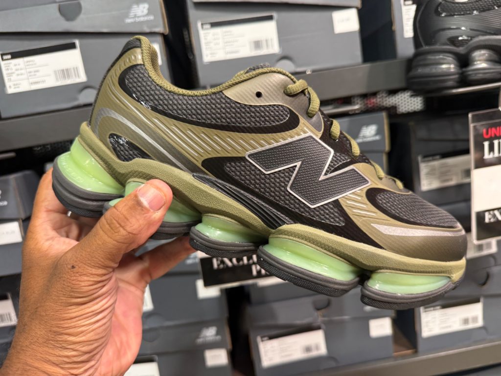 New Balance Abzorb 2000 Slashed to $69.99 in Orlando