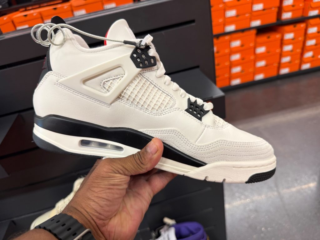 B-Grade Jordan 4 Retro Flight Club Slashed at Outlet