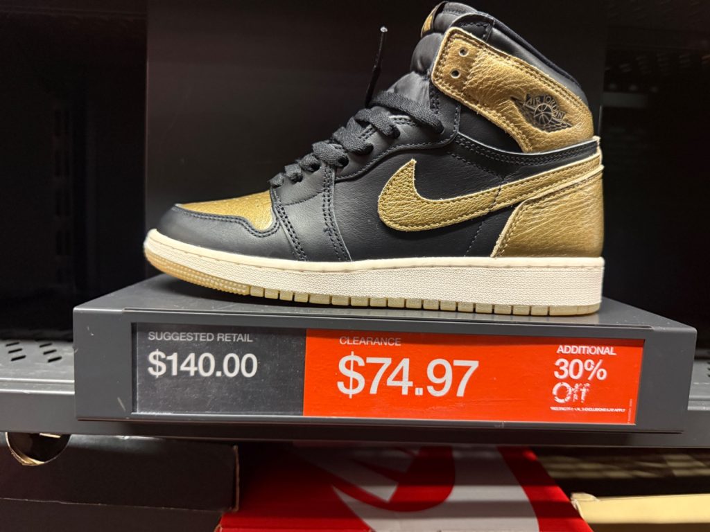 Air Jordan 1 High OG GS Drops to $52 at Nike Outlet