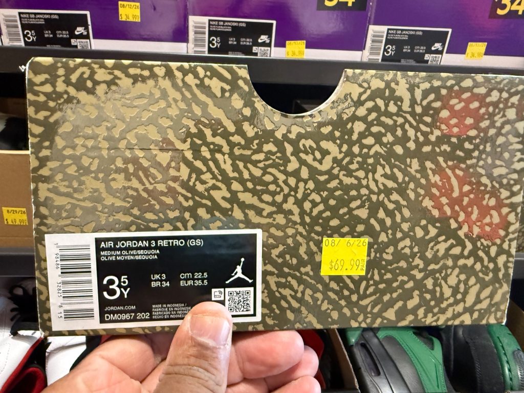 GS Jordan 3 Retro Hits The Loop Clearance for $69.99