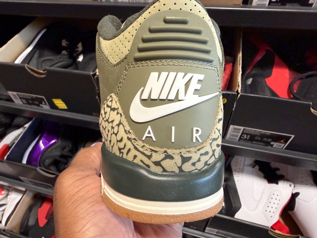 GS Jordan 3 Retro Hits The Loop Clearance for $69.99
