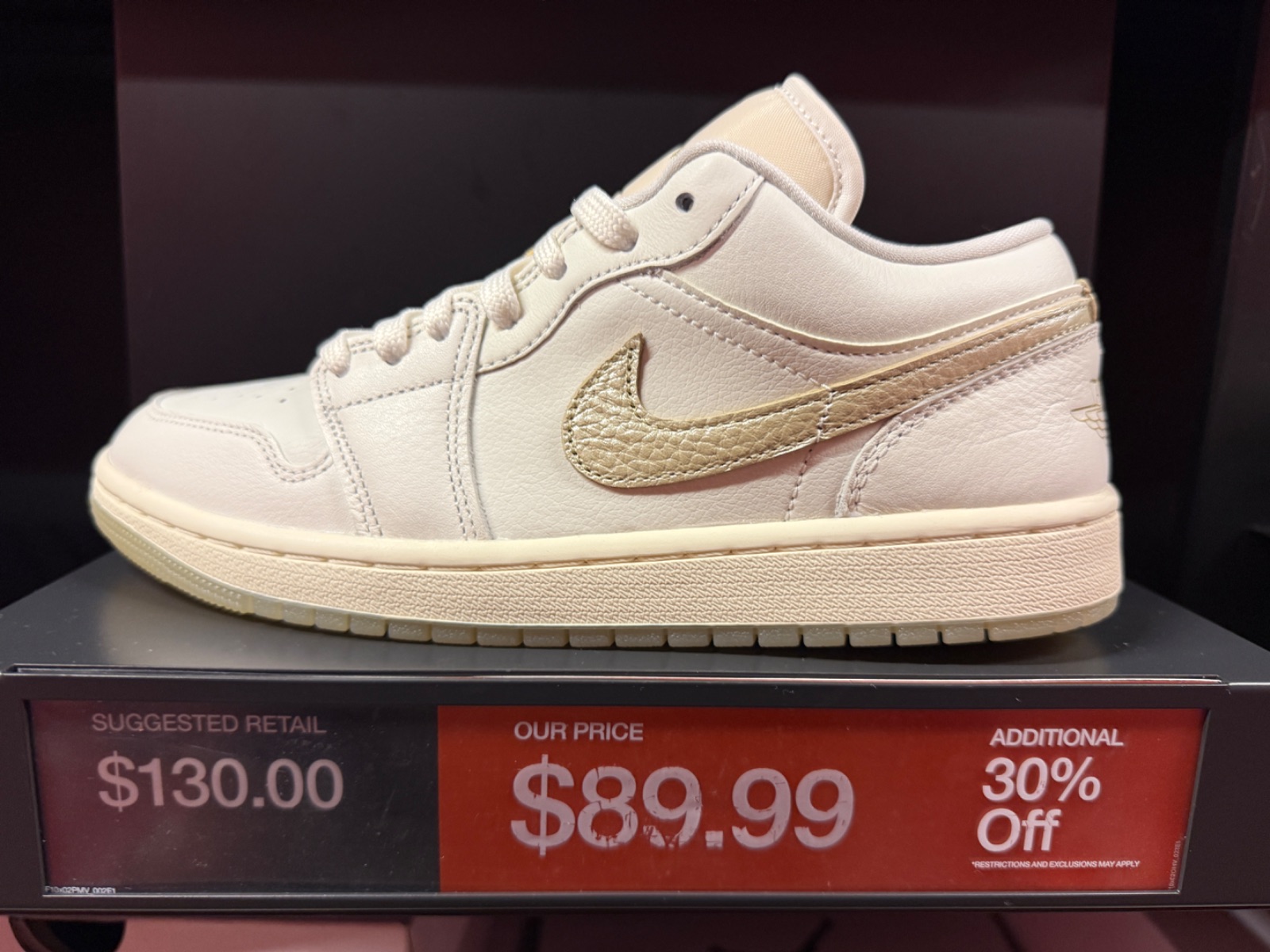 Jordan 1 Low SE GS Sits at $89.99 Plus Extra 30% Off at Nike Factory Store — Premium Outlets International Drive