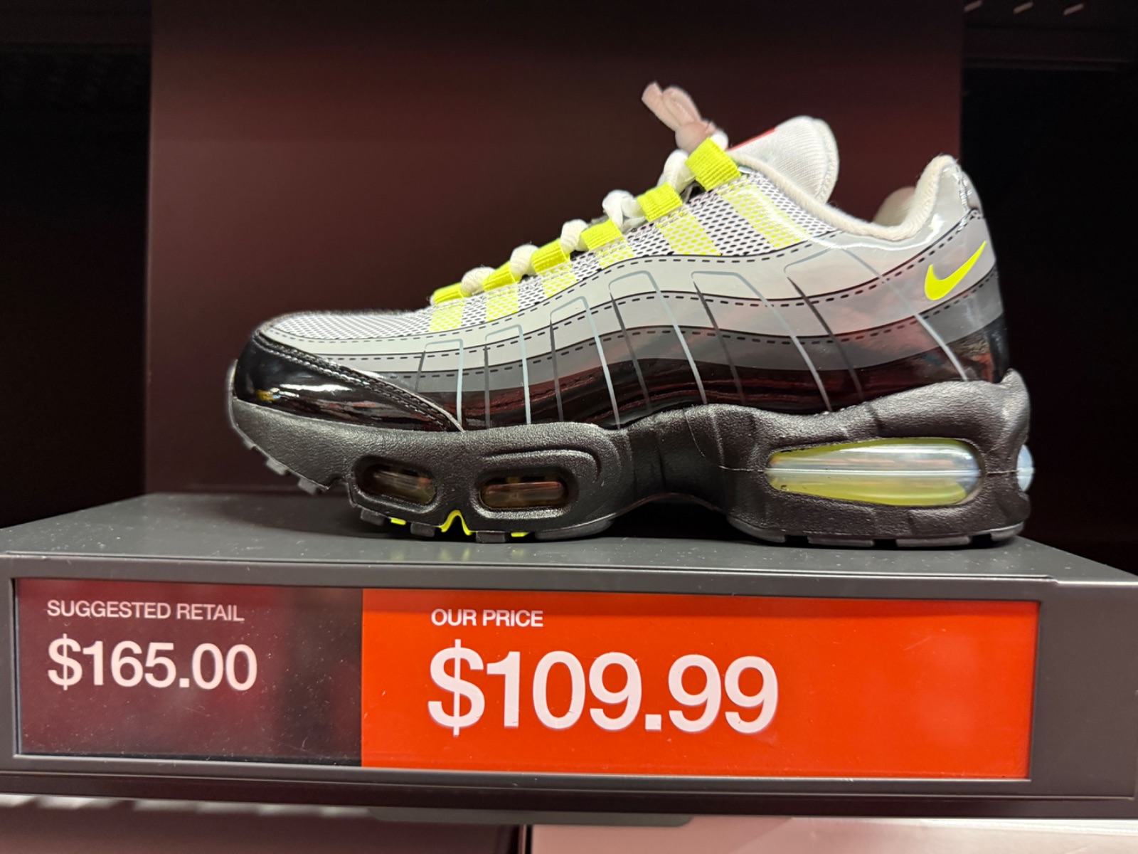 Air Max 95 Neon GS Hits Orlando Outlet for $109.99 at Nike Factory Store — Premium Outlets International Drive