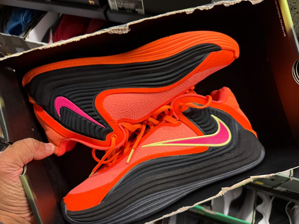 Nike Giannis Freak 7