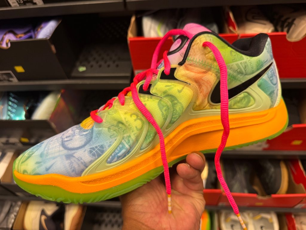 Nike KD 17 Hits Clearance Store Floor for $69.99