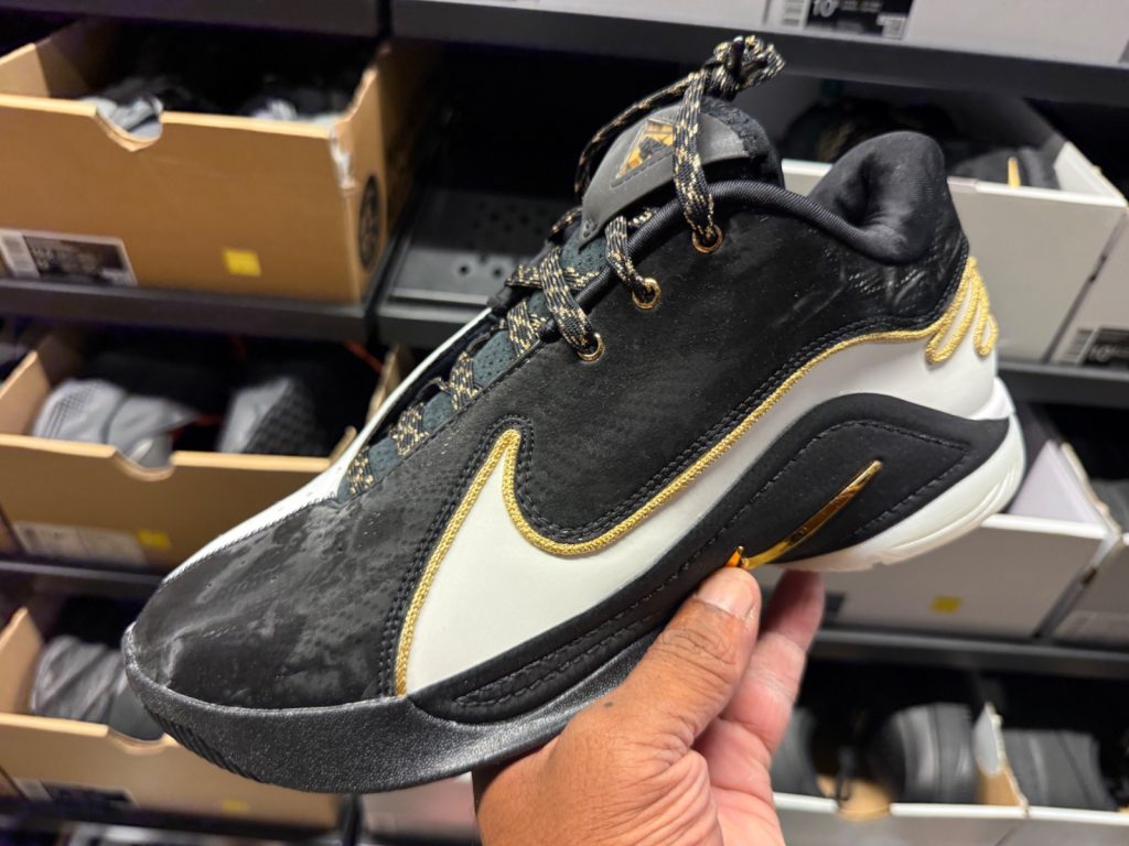 LeBron 22 Mogul Hits Orlando Clearance for $79.99