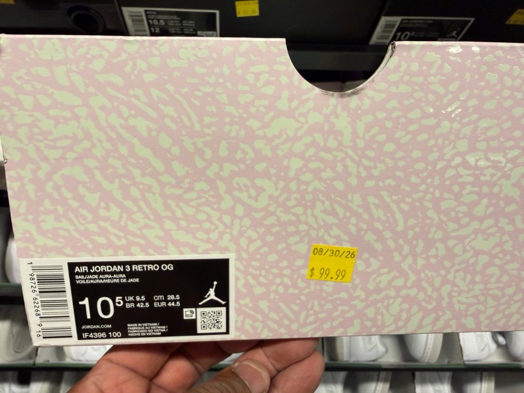 Jordan 3 Retro Jade Aura Drops to $99.99 at Outlet