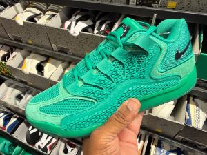 Nike Nike KD 18 GI at outlet price