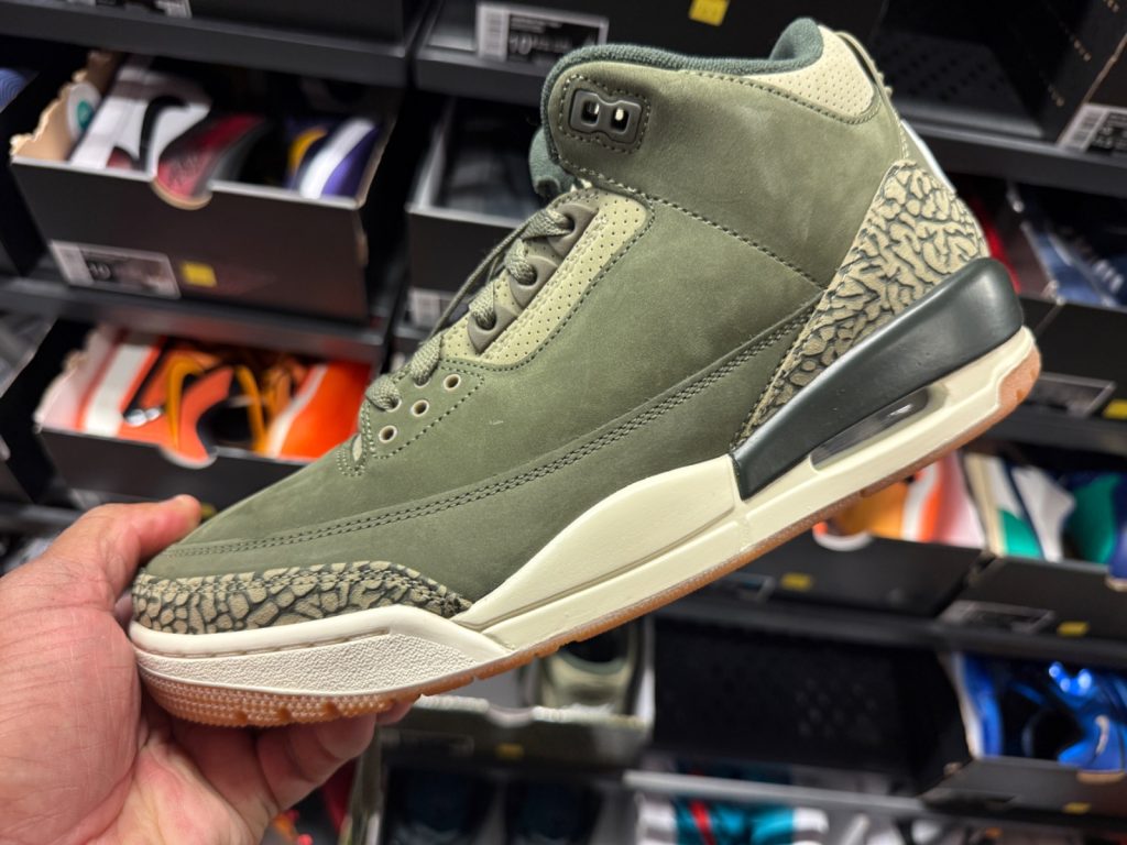 Jordan 3 Retro