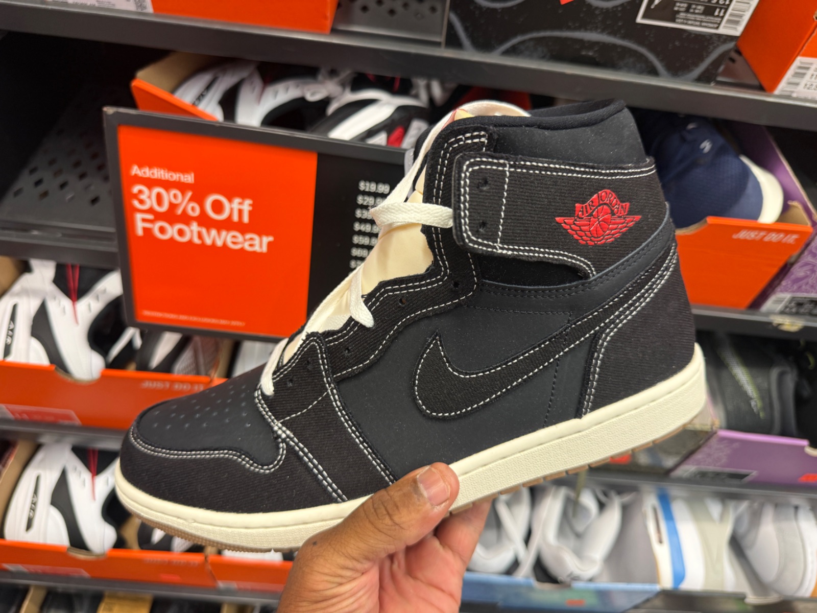 Air Jordan 1 High OG Flight Club Drops to $105 at Outlet! at Nike Factory Store — Premium Outlets Vineland