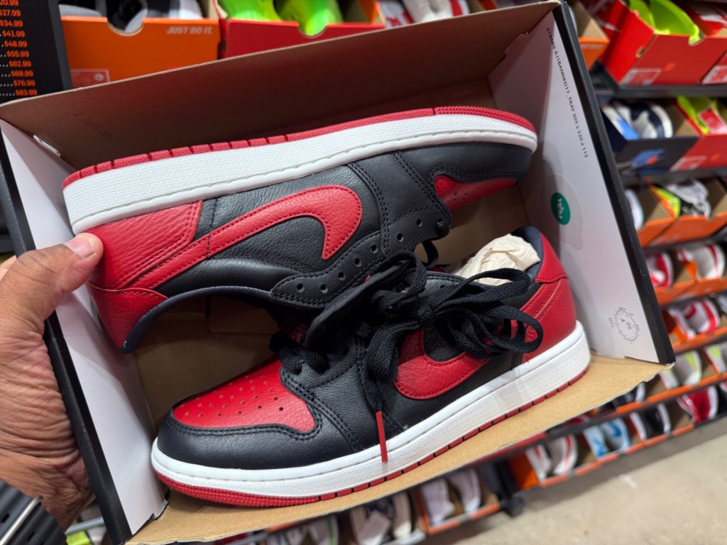 Jordan 1 Retro Low OG