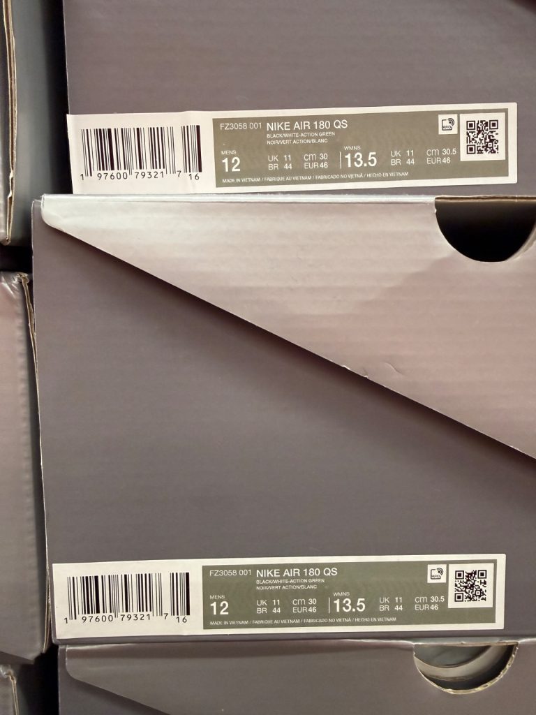 Nike Air Max 180 QS ‘Joker’ Drops to $89.99 at Outlet