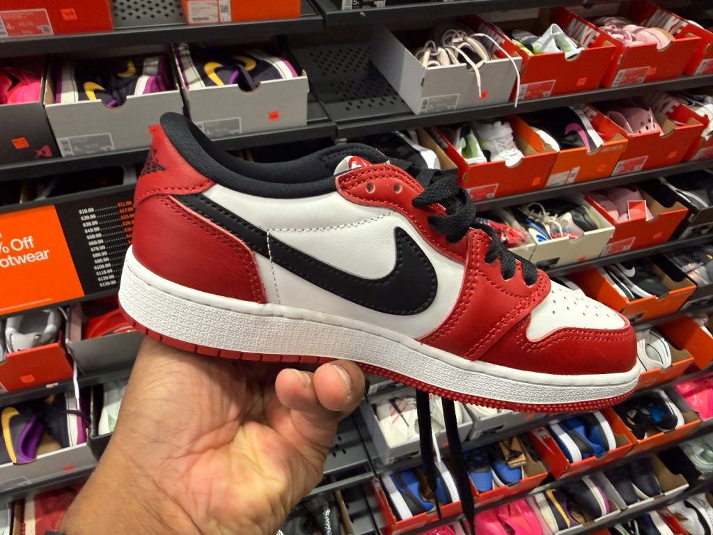 Jordan 1 Retro Low OG