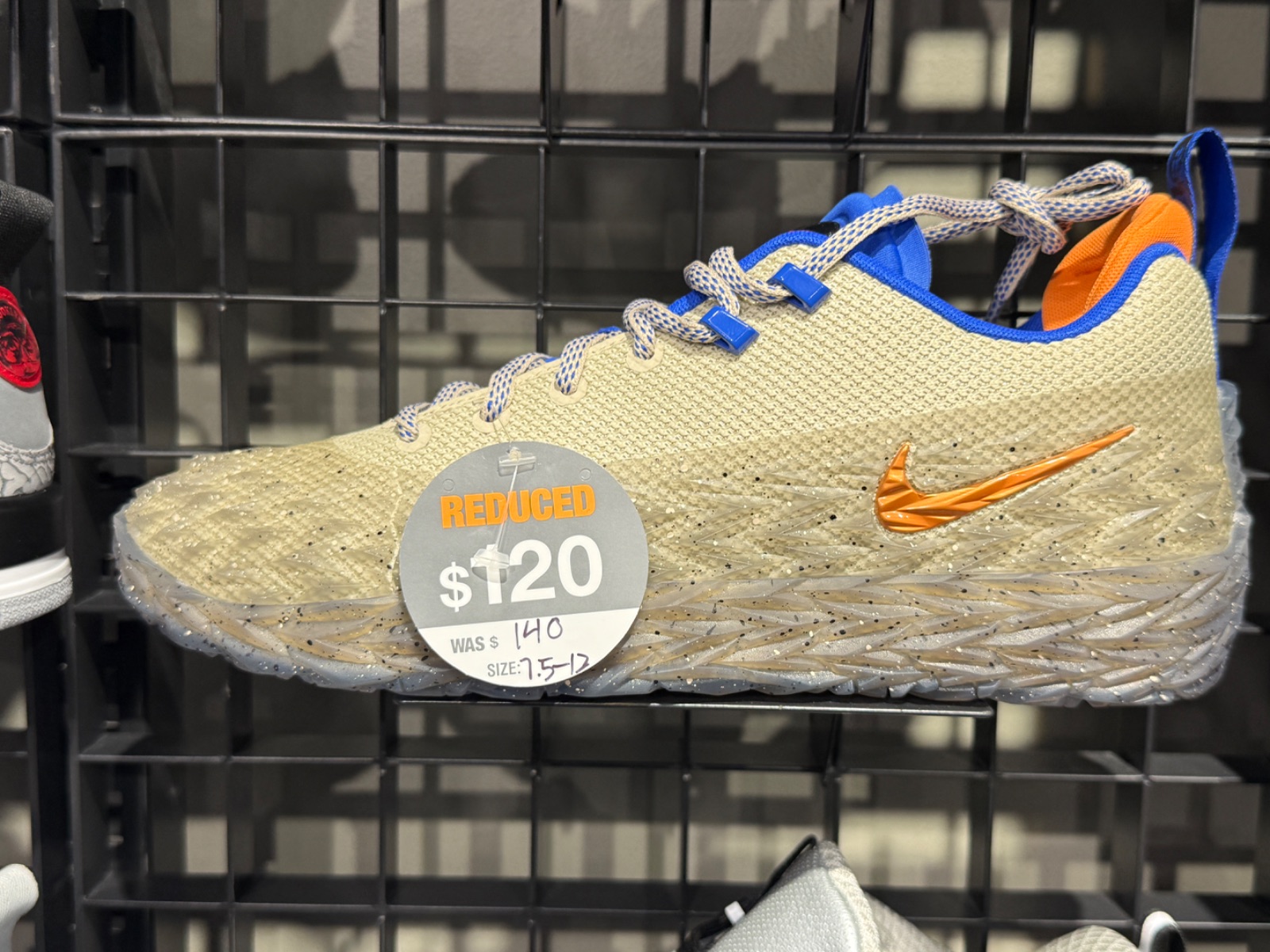 Nike ST Charge Drops to $120, but It Is Still Too Pricey at JD Sports — Florida Mall