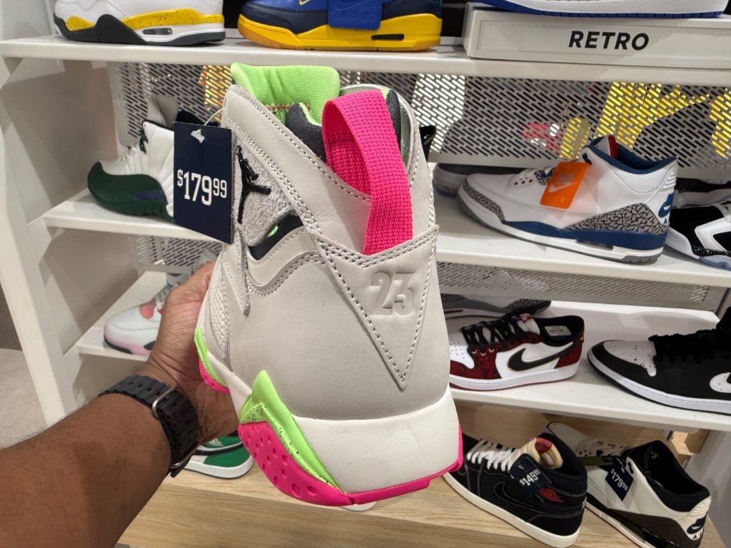 Air Jordan 7 Retro Dips to $179.99 at Florida Mall