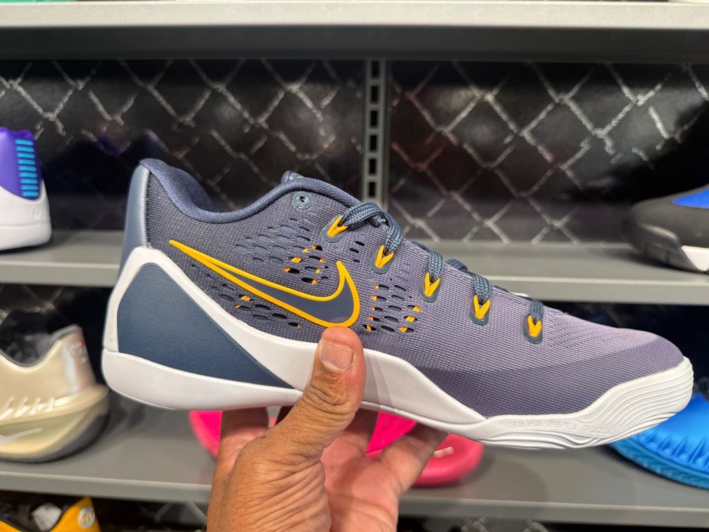 Nike Kobe 9 Elite Low EM Protro Under Retail: $139.98