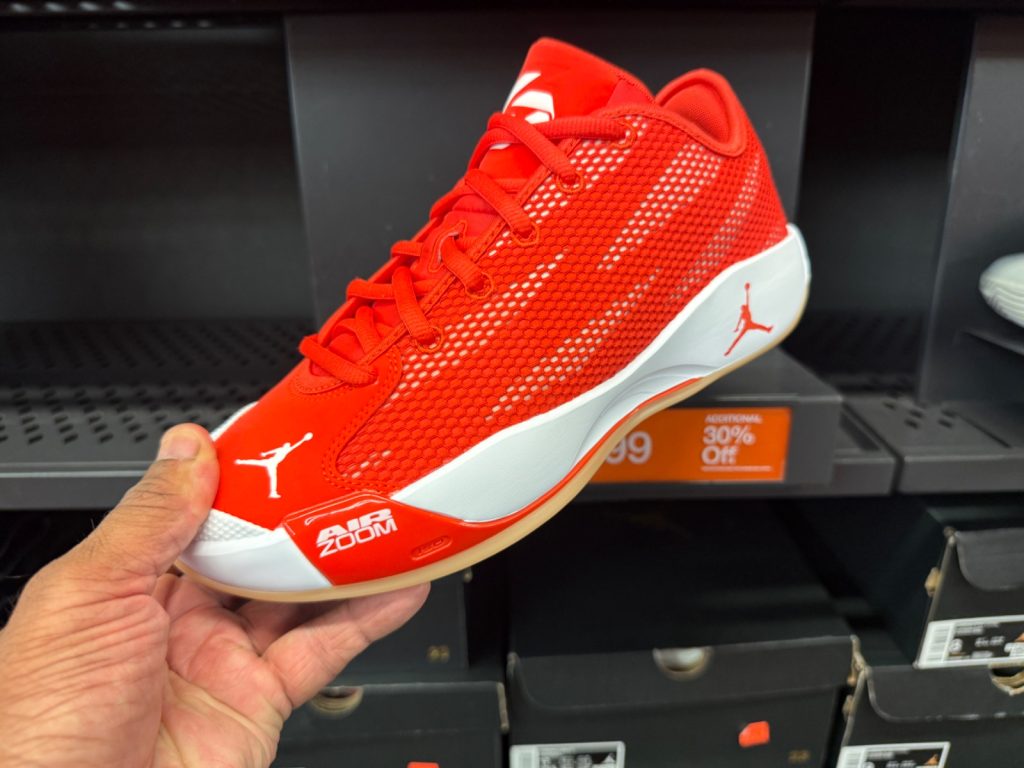 Jordan Luka .77 Hits $69.99 with Extra 30% at Vineland