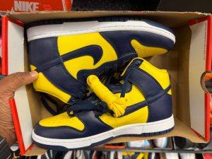 Nike Nike Dunk High at outlet price
