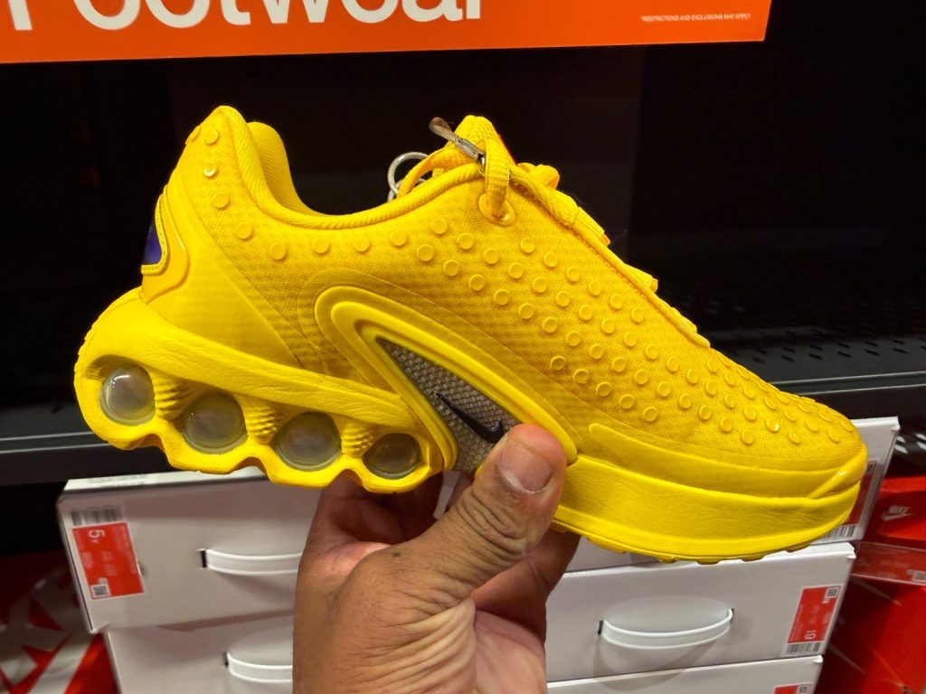 Nike Air Max Dn LEGO Tour Yellows
