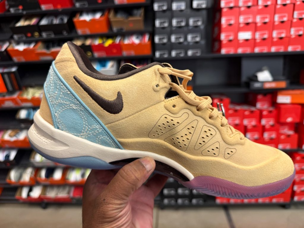 Nike Kobe 8 EXT Protro