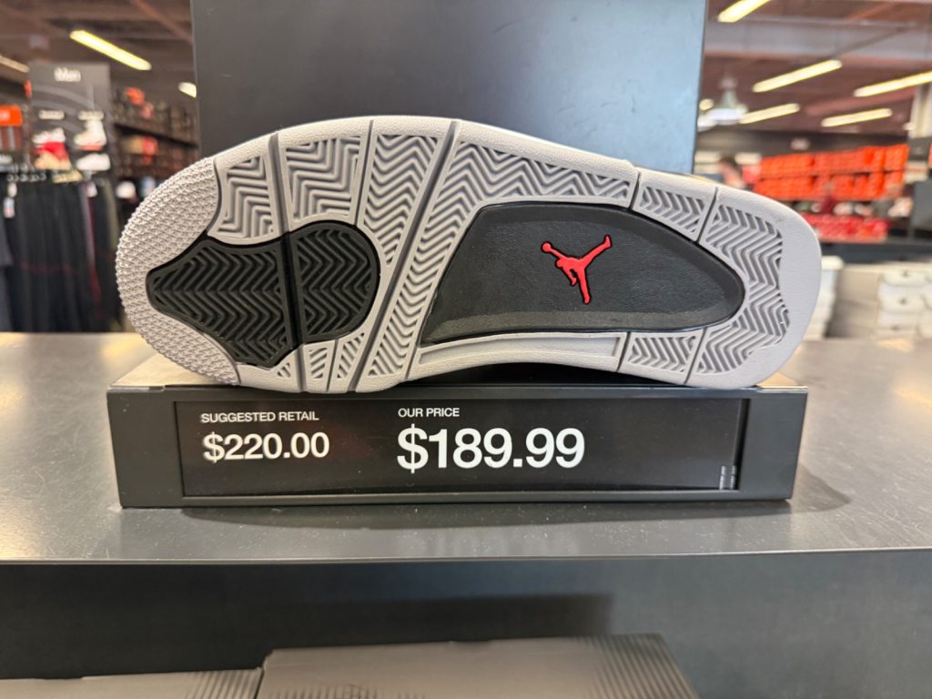 Jordan 4 Retro