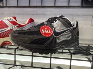 Nike Zoom Vomero 5 Drops to $109.98 at Shoe Palace